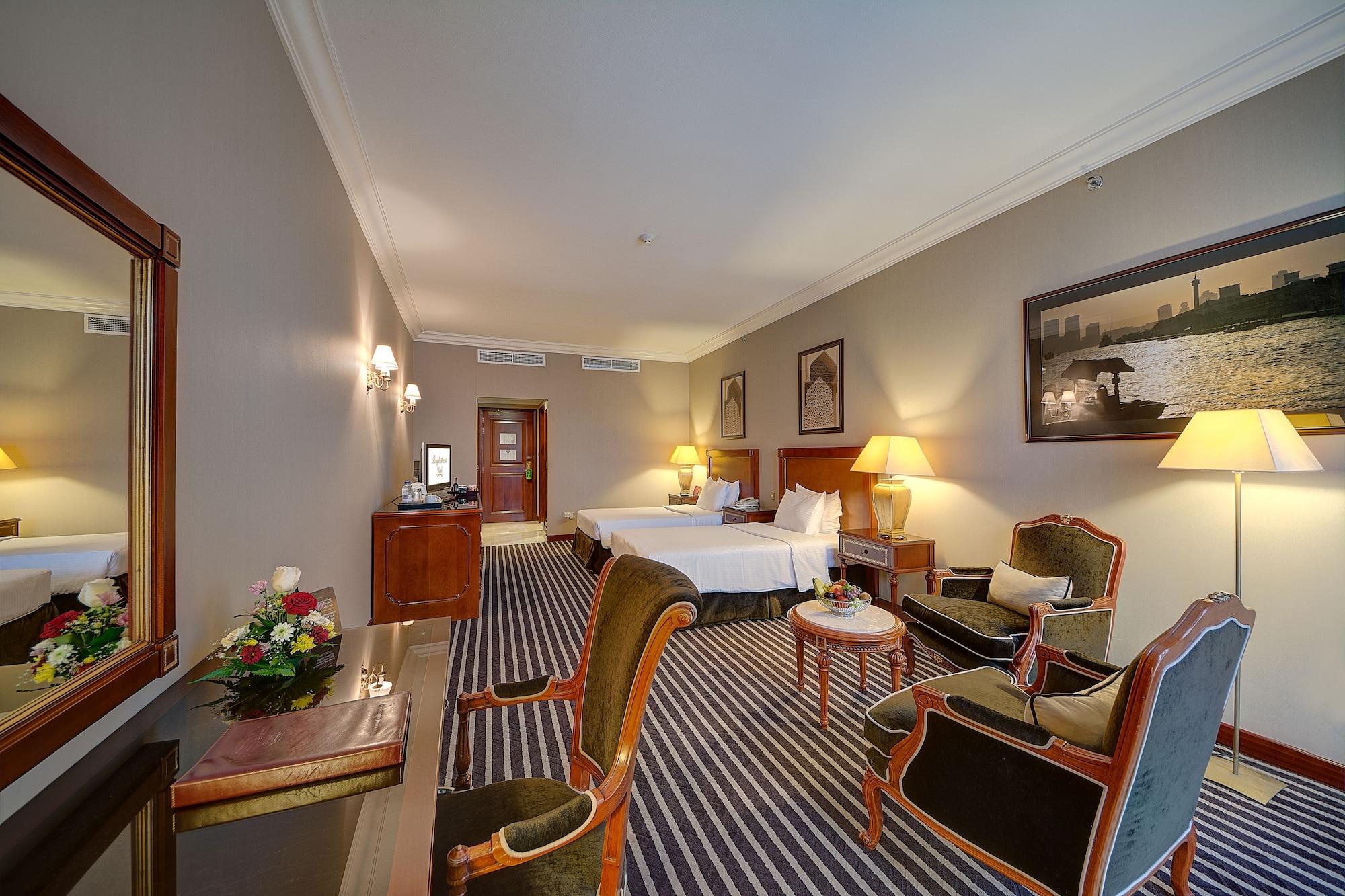 Royal Ascot Hotel Dubai Buitenkant foto