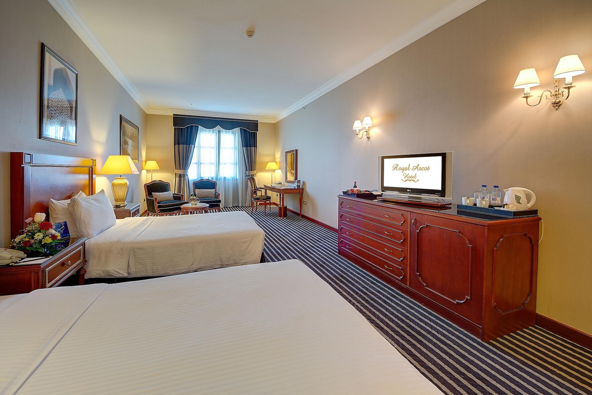 Royal Ascot Hotel Dubai Buitenkant foto