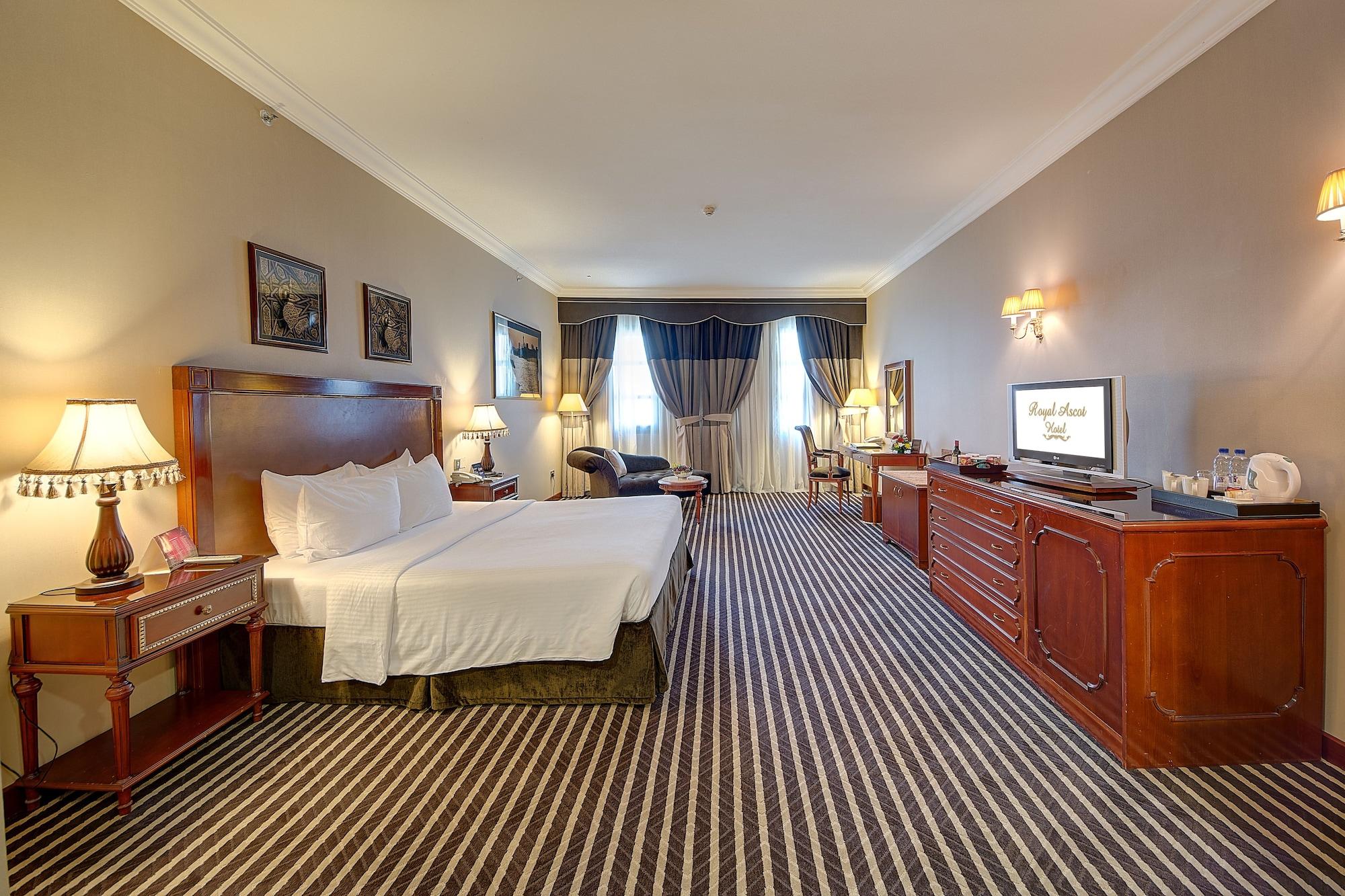 Royal Ascot Hotel Dubai Buitenkant foto