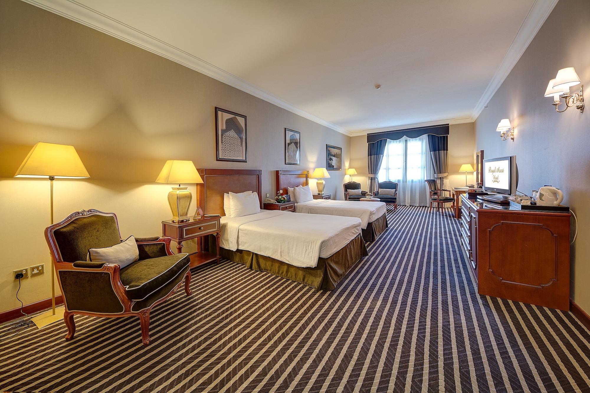 Royal Ascot Hotel Dubai Buitenkant foto