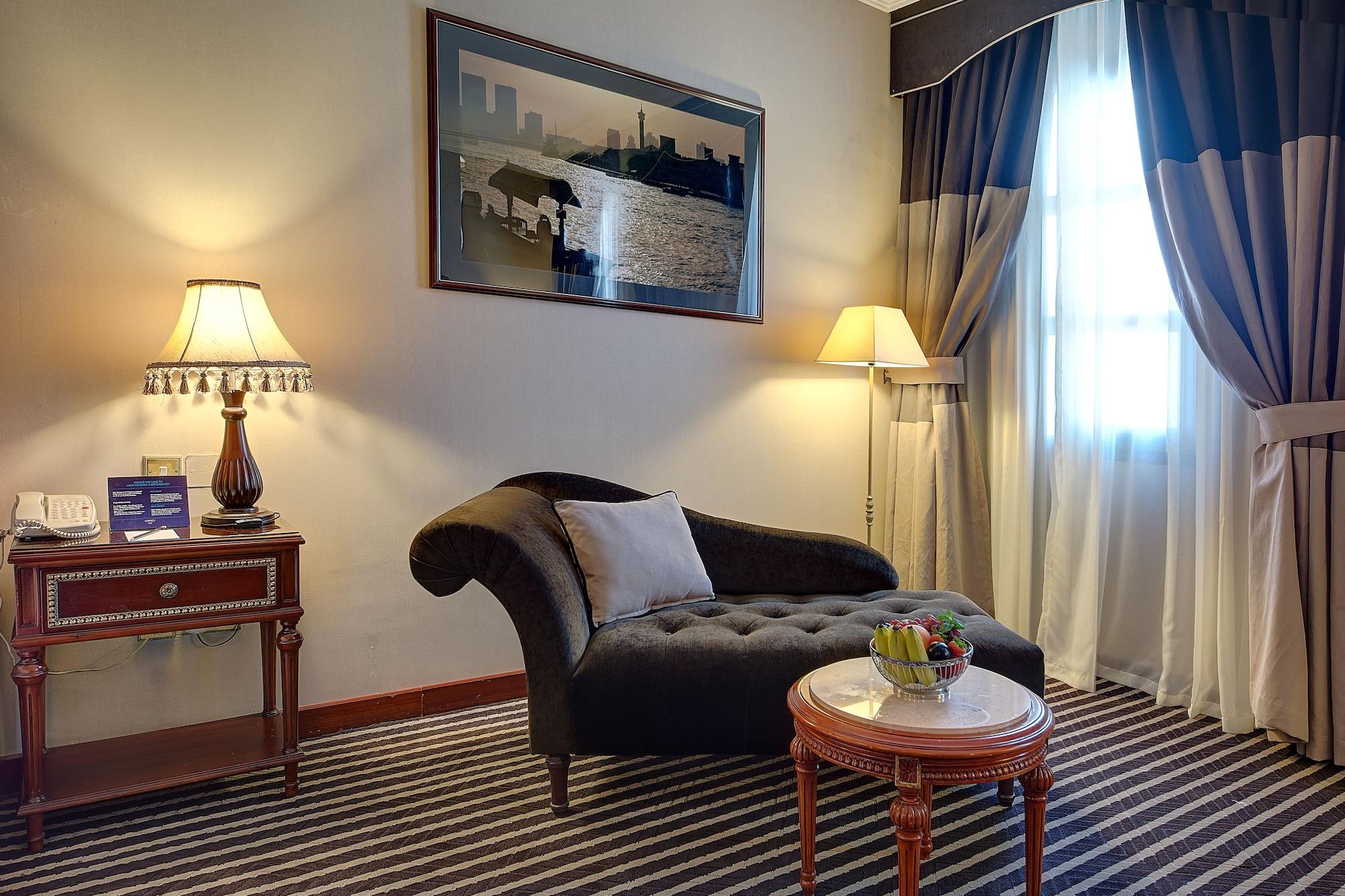 Royal Ascot Hotel Dubai Buitenkant foto