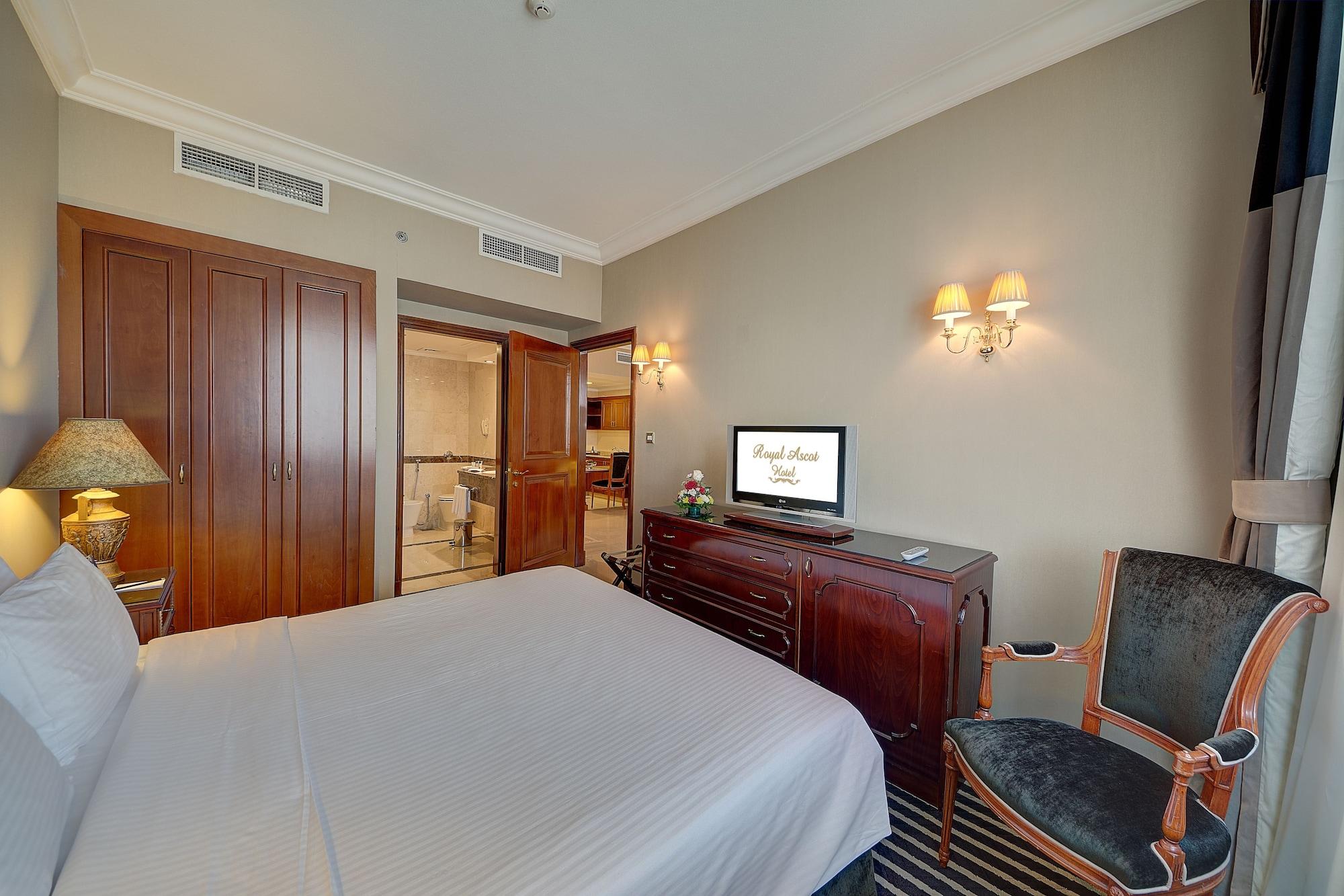 Royal Ascot Hotel Dubai Buitenkant foto