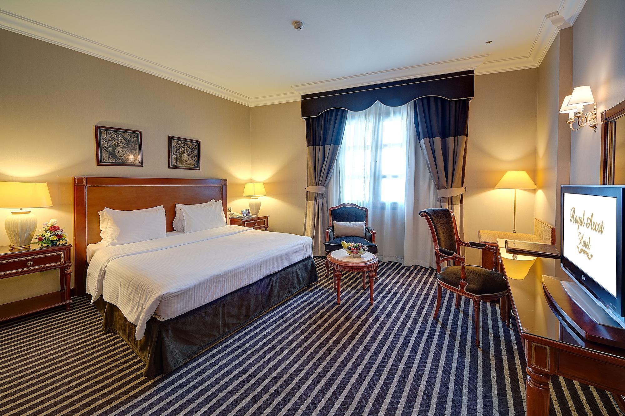 Royal Ascot Hotel Dubai Buitenkant foto
