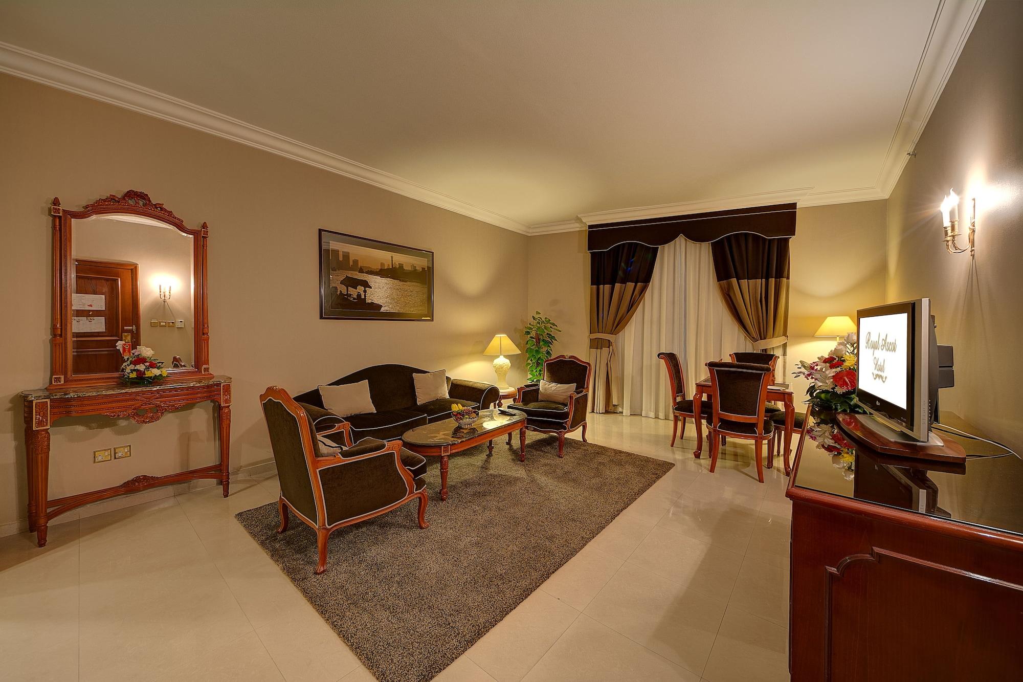 Royal Ascot Hotel Dubai Buitenkant foto