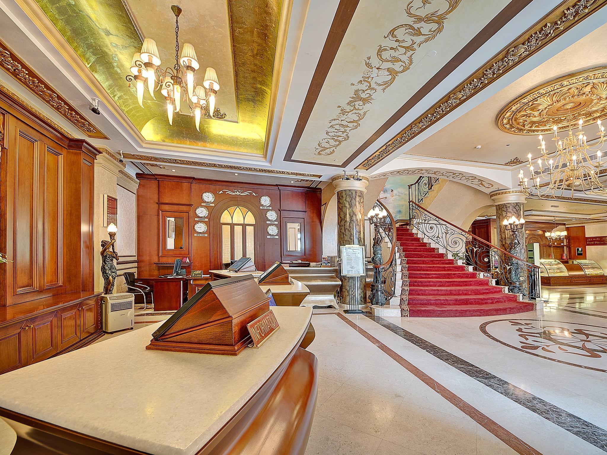 Royal Ascot Hotel Dubai Buitenkant foto